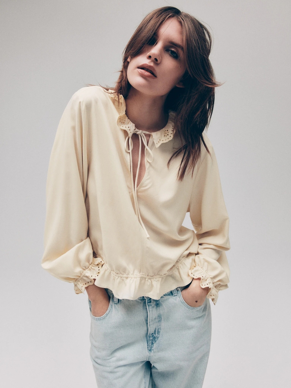 H&M Divided Peasant Eyelet Lace Trim Blouse Medium